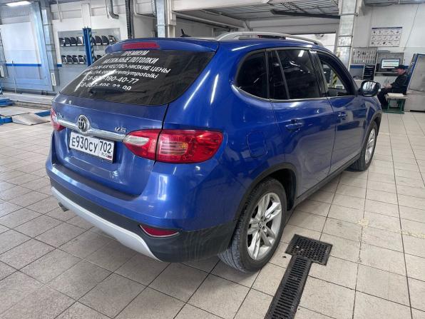 Brilliance V5 I с пробегом 2015 года, цена 450 000 рублей, 199210 км, внедорожник, Автокод Объявления
