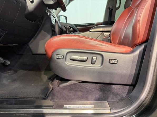 Lexus LX III Рестайлинг 2 с пробегом 2016 года, цена 6 300 000 рублей, 282400 км, внедорожник, Автокод Объявления