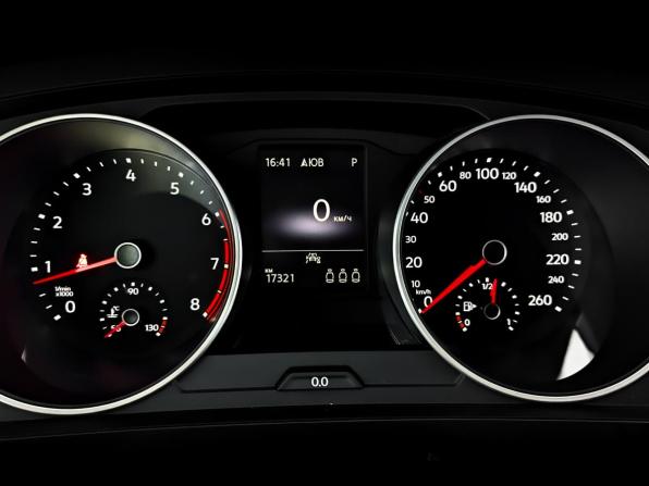 Volkswagen Tiguan II Рестайлинг с пробегом 2021 года, цена 3 750 000 рублей, 17314 км, внедорожник, Автокод Объявления