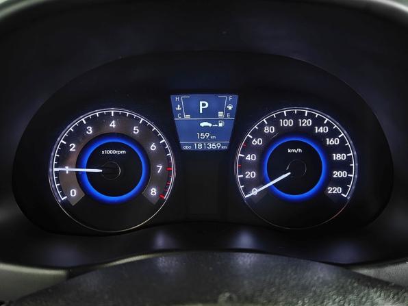Hyundai Solaris I с пробегом 2012 года, цена 680 000 рублей, 181357 км, седан, Автокод Объявления