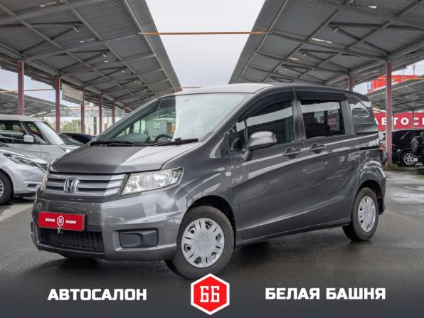 Honda Freed I с пробегом 2010 года, цена 859 900 рублей, 263000 км, компактвэн, Автокод Объявления