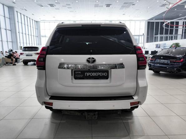 Toyota Land Cruiser Prado 150 Series Рестайлинг 2 с пробегом 2018 года, цена 4 249 000 рублей, 260627 км, внедорожник, Автокод Объявления