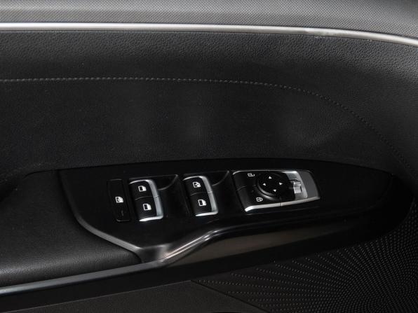 Kia K5 III с пробегом 2021 года, цена 2 448 000 рублей, 93900 км, седан, Автокод Объявления
