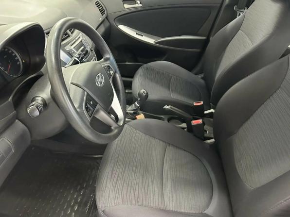 Hyundai Solaris I Рестайлинг с пробегом 2016 года, цена 860 000 рублей, 129188 км, седан, Автокод Объявления