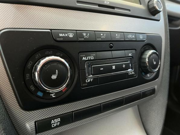 Skoda Octavia II (A5) Рестайлинг с пробегом 2012 года, цена 792 317 рублей, 199465 км, лифтбек, Автокод Объявления