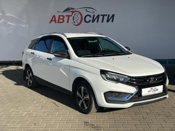 Lada (ВАЗ) Vesta I Рестайлинг (NG) с пробегом 2024 года, цена 1 422 000 рублей, 38000 км, универсал, Автокод Объявления