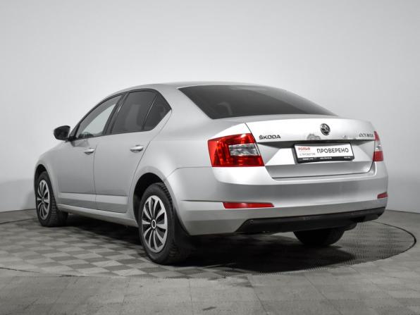 Skoda Octavia III (A7) с пробегом 2016 года, цена 920 000 рублей, 261030 км, лифтбек, Автокод Объявления