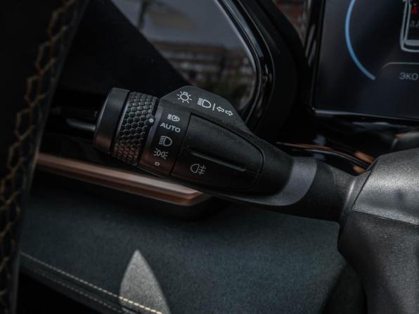 Geely Monjaro I с пробегом 2023 года, цена 2 796 000 рублей, 90008 км, внедорожник, Автокод Объявления