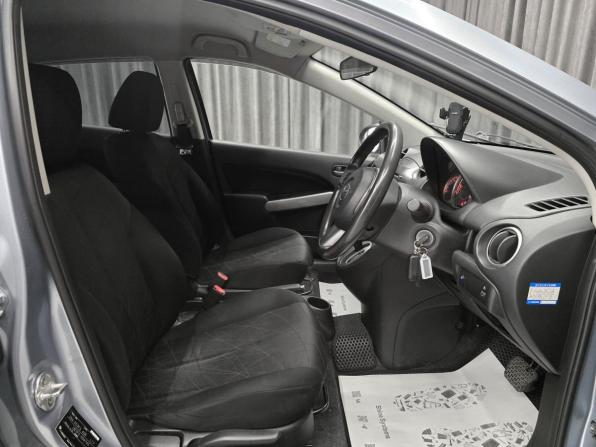 Mazda Demio III (DE) с пробегом 2013 года, цена 755 000 рублей, 111600 км, хэтчбек, Автокод Объявления