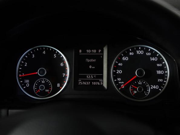 Volkswagen Tiguan I Рестайлинг с пробегом 2011 года, цена 1 119 000 рублей, 257636 км, внедорожник, Автокод Объявления