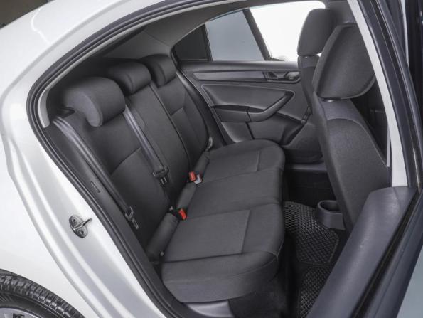 Skoda Rapid I Рестайлинг с пробегом 2019 года, цена 1 079 000 рублей, 240396 км, лифтбек, Автокод Объявления