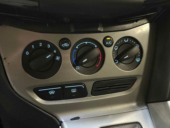 Ford Focus III с пробегом 2011 года, цена 675 000 рублей, 211087 км, седан, Автокод Объявления