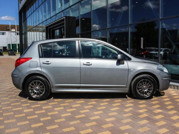 Nissan Tiida I Рестайлинг с пробегом 2012 года, цена 673 000 рублей, 148000 км, хэтчбек, Автокод Объявления