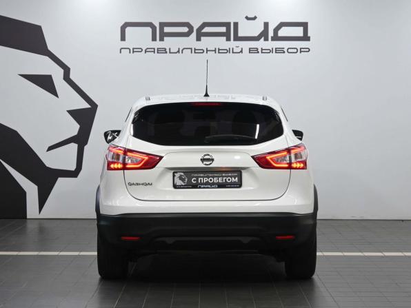 Nissan Qashqai II с пробегом 2016 года, цена 1 779 900 рублей, 86000 км, внедорожник, Автокод Объявления