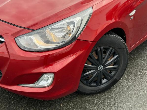 Hyundai Solaris I с пробегом 2014 года, цена 930 000 рублей, 105000 км, седан, Автокод Объявления