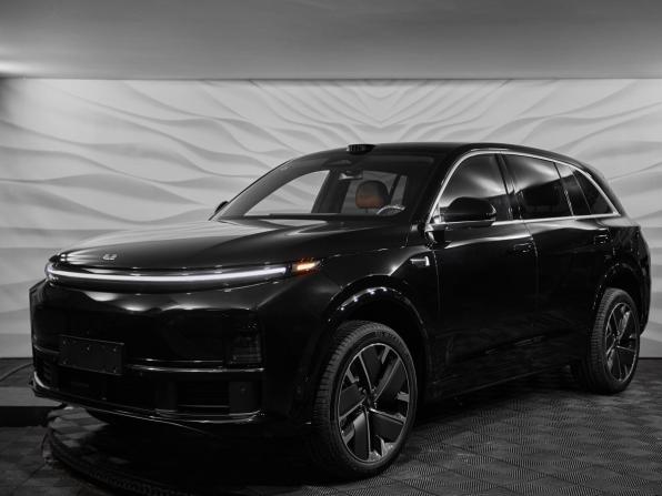 Новый Li Auto (Lixiang) L7 I Рестайлинг 2025 года, цена 10 390 000 рублей, внедорожник, Автокод Объявления