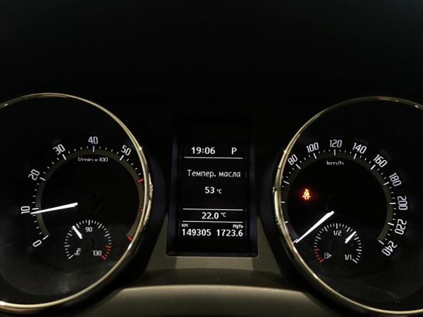 Skoda Yeti I Рестайлинг с пробегом 2017 года, цена 1 450 000 рублей, 149304 км, внедорожник, Автокод Объявления