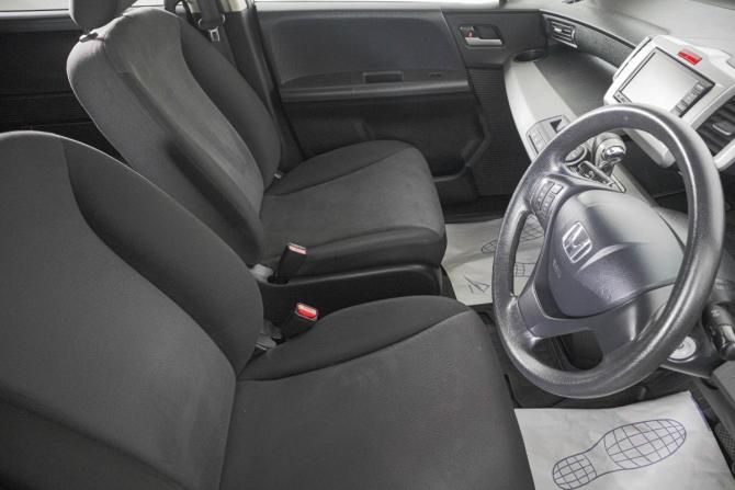 Honda Freed I Рестайлинг с пробегом 2010 года, цена 1 029 000 рублей, 171000 км, компактвэн, Автокод Объявления