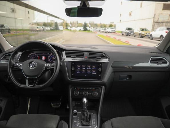Volkswagen Tiguan II с пробегом 2018 года, цена 2 199 777 рублей, 77000 км, внедорожник, Автокод Объявления