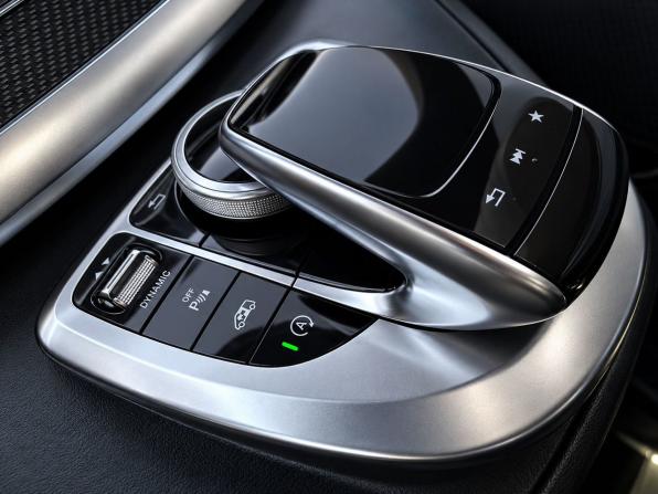 Mercedes-Benz V-Класс III (W447) с пробегом 2018 года, цена 3 899 000 рублей, 319000 км, минивэн, Автокод Объявления