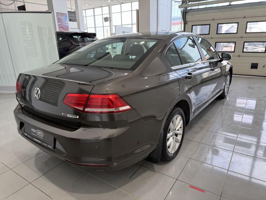 Volkswagen Passat B8 Орел  - изображение 5