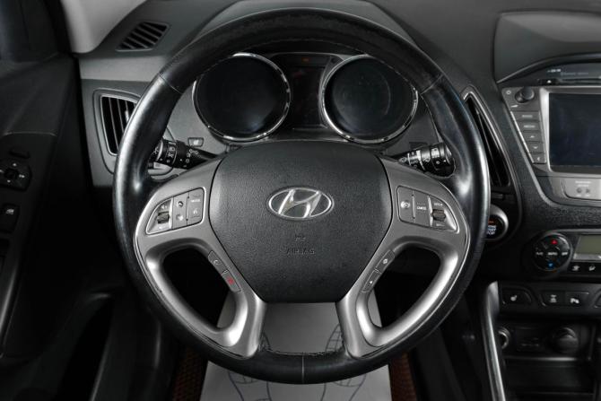 Hyundai ix35 I Рестайлинг с пробегом 2015 года, цена 1 599 000 рублей, 135000 км, внедорожник, Автокод Объявления