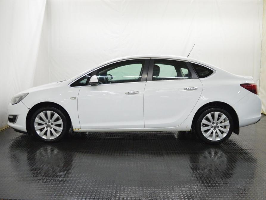 Opel Astra J Рестайлинг Санкт-Петербург  - изображение 8