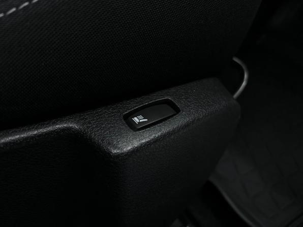 Renault Logan II Рестайлинг с пробегом 2021 года, цена 1 290 000 рублей, 47851 км, седан, Автокод Объявления