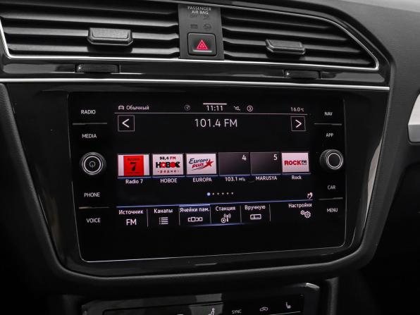 Volkswagen Tiguan II Рестайлинг с пробегом 2021 года, цена 3 599 000 рублей, 12243 км, внедорожник, Автокод Объявления