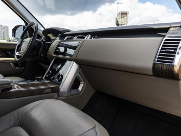 Land Rover Range Rover IV Рестайлинг с пробегом 2018 года, цена 5 330 000 рублей, 109859 км, внедорожник, Автокод Объявления