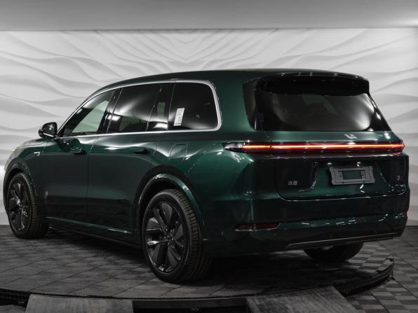 Новый Li Auto (Lixiang) L9 I Рестайлинг 2025 года, цена 11 890 000 рублей, внедорожник, Автокод Объявления