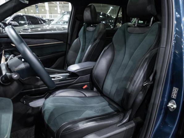 Geely Monjaro I с пробегом 2023 года, цена 3 049 989 рублей, 54631 км, внедорожник, Автокод Объявления