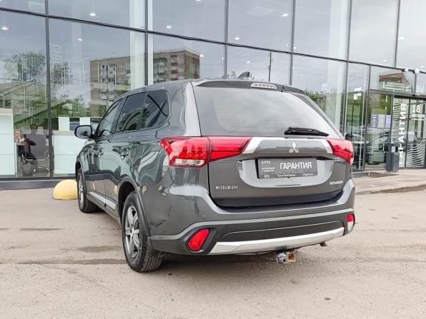 Mitsubishi Outlander III Рестайлинг 2 с пробегом 2017 года, цена 1 976 000 рублей, 127268 км, внедорожник, Автокод Объявления