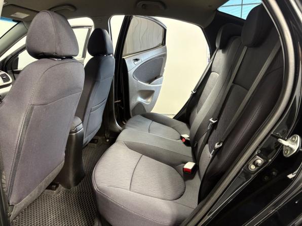 Hyundai Solaris I с пробегом 2013 года, цена 920 000 рублей, 158677 км, седан, Автокод Объявления