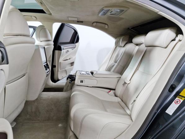 Lexus LS IV Рестайлинг 2 с пробегом 2012 года, цена 2 469 000 рублей, 214123 км, седан, Автокод Объявления