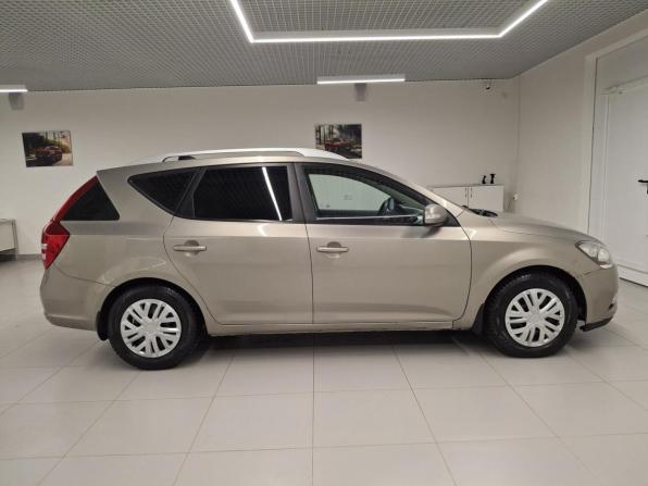 Kia Ceed I Рестайлинг с пробегом 2012 года, цена 662 000 рублей, 190000 км, универсал, Автокод Объявления