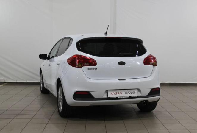 Kia Ceed II с пробегом 2012 года, цена 1 250 000 рублей, 211522 км, универсал, Автокод Объявления