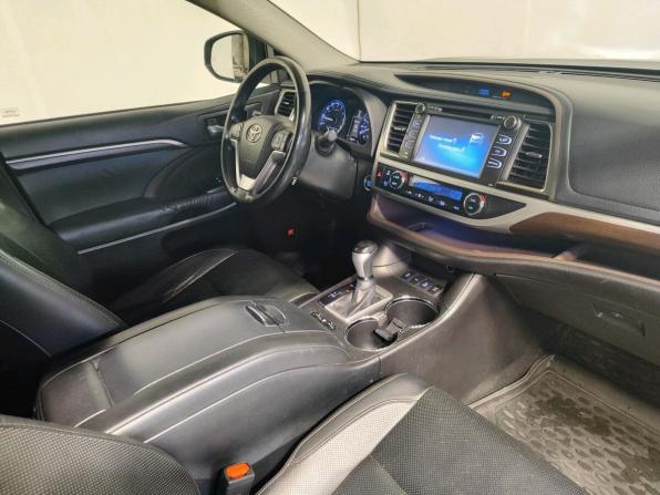 Toyota Highlander III (XU50) с пробегом 2014 года, цена 2 659 000 рублей, 205577 км, внедорожник, Автокод Объявления