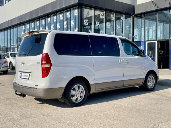 Hyundai Grand Starex I с пробегом 2013 года, цена 2 220 000 рублей, 199000 км, минивэн, Автокод Объявления