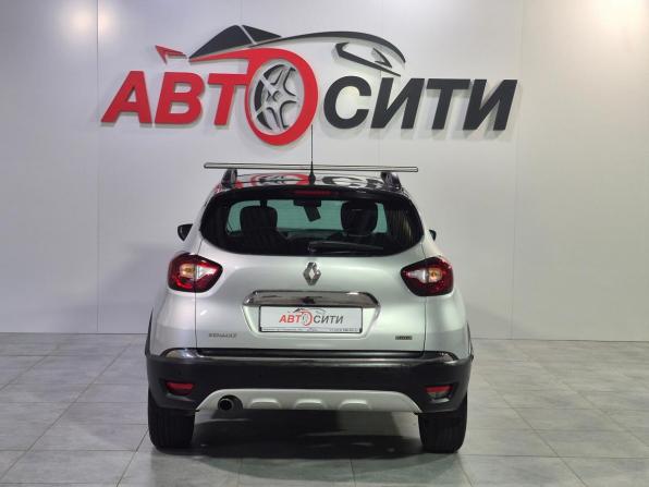 Renault Kaptur I с пробегом 2016 года, цена 1 199 000 рублей, 221358 км, внедорожник, Автокод Объявления