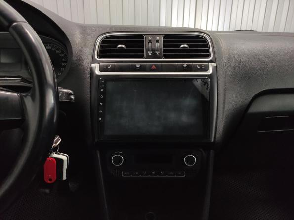 Volkswagen Polo V с пробегом 2014 года, цена 667 000 рублей, 184237 км, седан, Автокод Объявления