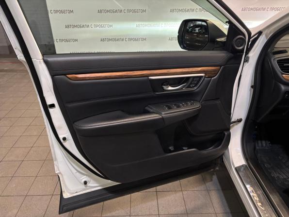 Honda CR-V V с пробегом 2018 года, цена 2 649 000 рублей, 140100 км, внедорожник, Автокод Объявления