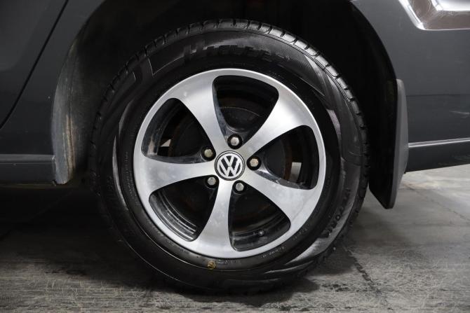 Volkswagen Polo V Рестайлинг с пробегом 2016 года, цена 799 000 рублей, 153000 км, седан, Автокод Объявления