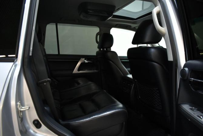 Toyota Land Cruiser 200 Series Рестайлинг 1 с пробегом 2014 года, цена 4 788 000 рублей, 125332 км, внедорожник, Автокод Объявления