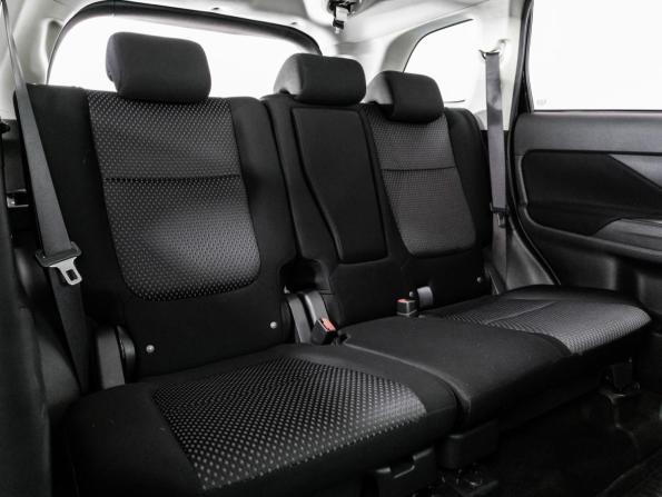 Mitsubishi Outlander III Рестайлинг 2 с пробегом 2017 года, цена 1 499 000 рублей, 177346 км, внедорожник, Автокод Объявления