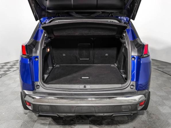 Peugeot 3008 II с пробегом 2017 года, цена 1 425 000 рублей, 231710 км, внедорожник, Автокод Объявления