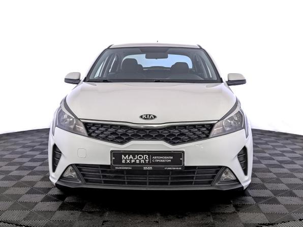 Kia Rio IV Рестайлинг с пробегом 2021 года, цена 1 680 000 рублей, 47426 км, седан, Автокод Объявления