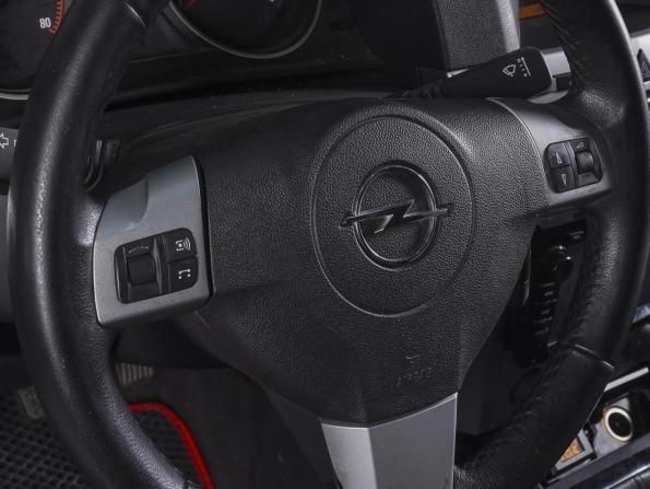 Opel Astra H Рестайлинг с пробегом 2010 года, цена 569 000 рублей, 202359 км, седан, Автокод Объявления