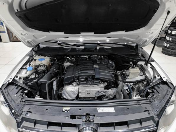 Volkswagen Touareg II с пробегом 2014 года, цена 1 750 000 рублей, 247282 км, внедорожник, Автокод Объявления