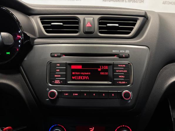Kia Rio III Рестайлинг с пробегом 2015 года, цена 1 099 000 рублей, 99000 км, хэтчбек, Автокод Объявления